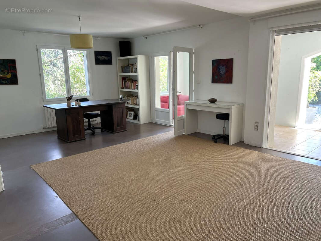 Maison à SAUVETERRE