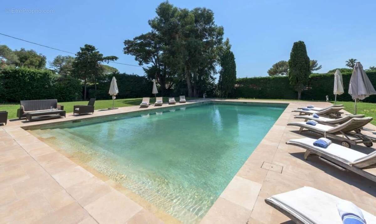 Maison à ANTIBES