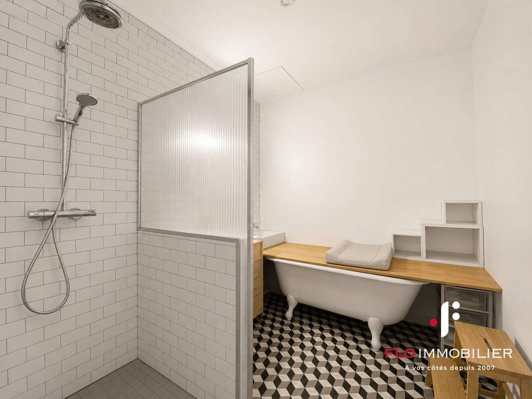 Appartement 94 m² à Caen  - photo 8