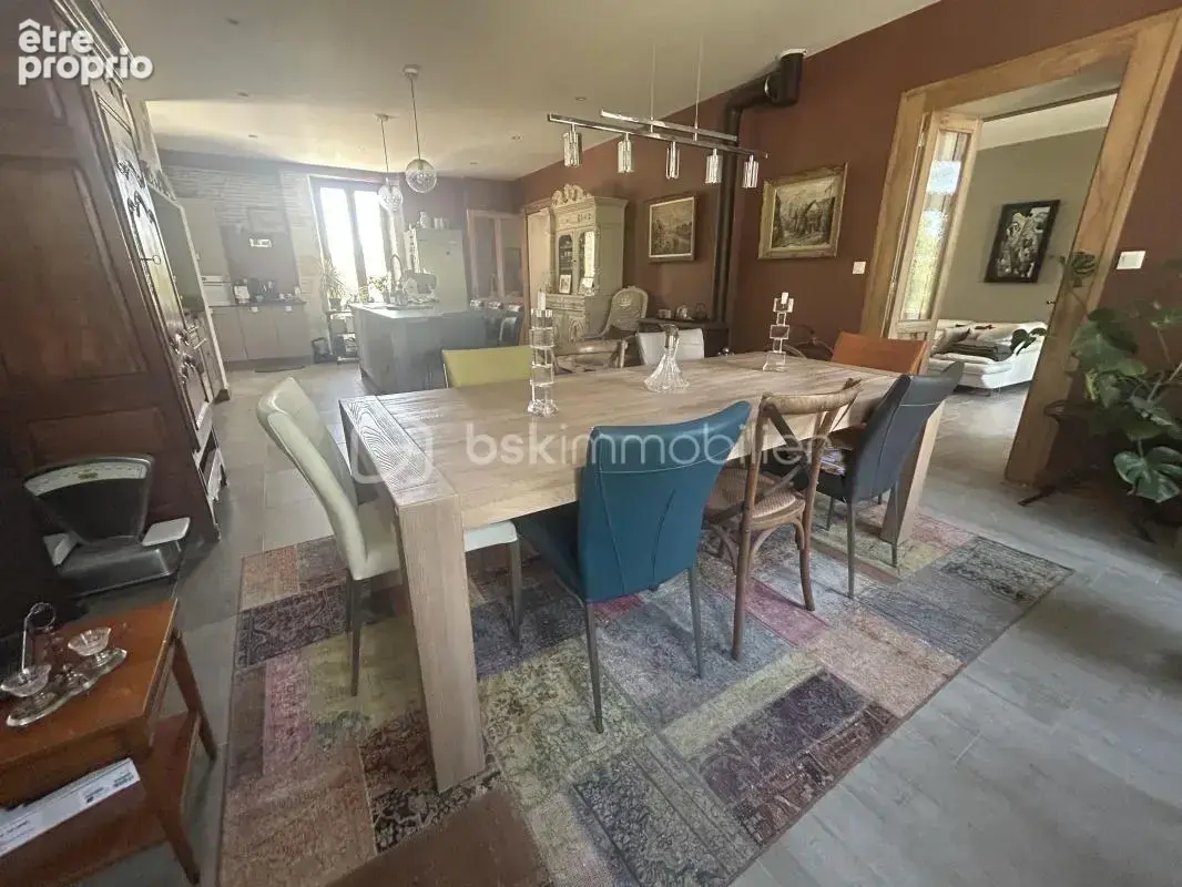 Magnifique propriete en pierres - vue - calme - gites - dependances - source - etang - photo 11