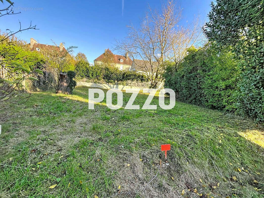 Terrain à VILLERS-BOCAGE