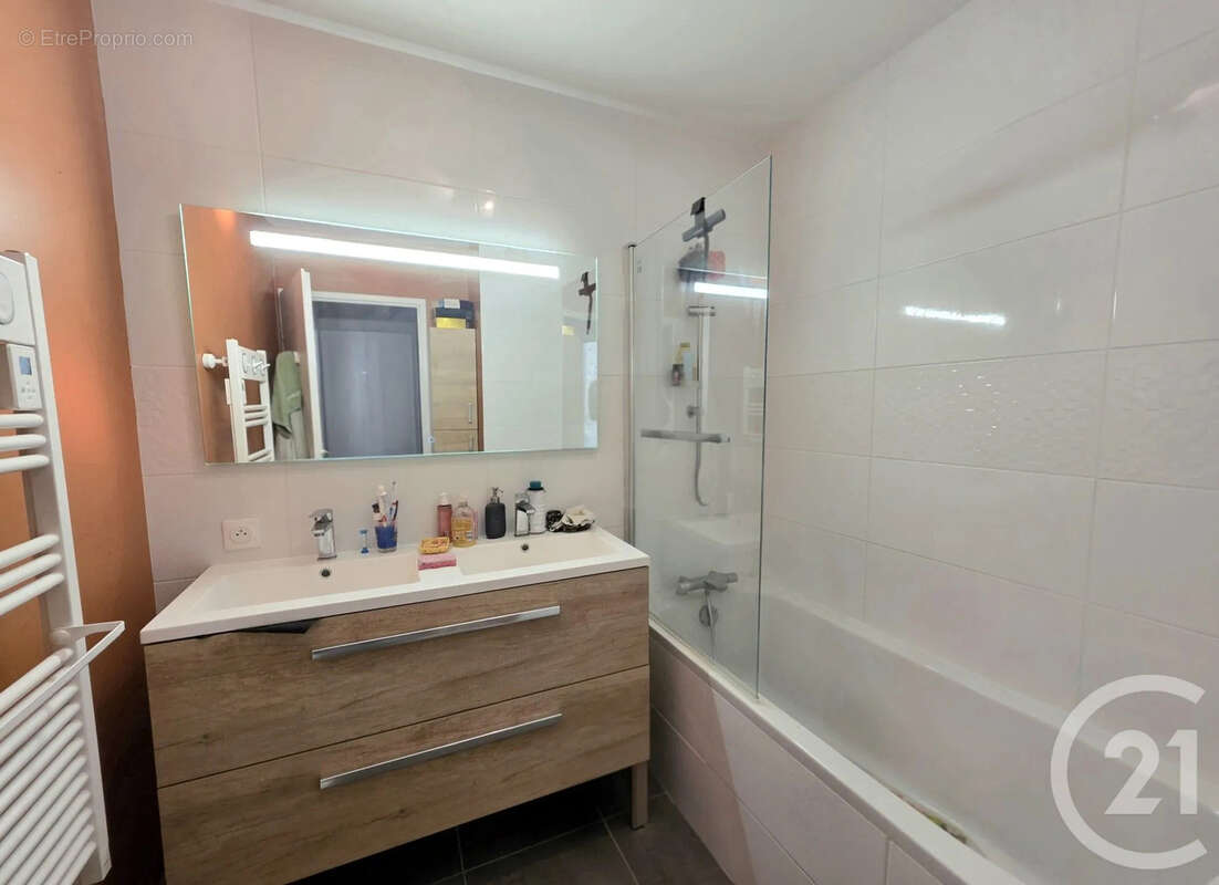 Appartement à VILLEURBANNE