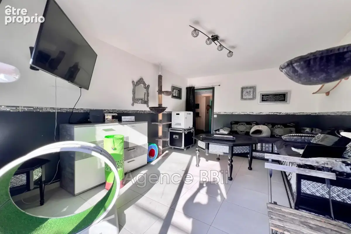 Appartement 3 pièces 65 m² à vendre à Nice (06300) - photo 3