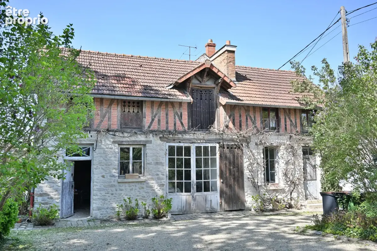 Exclusivité  Expertimo  Maison de caractére offrant élégance, histoire,  prestations raffinées et discrétion a - photo 3