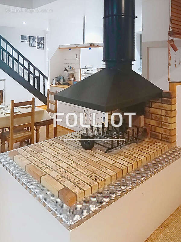 Maison à SAINT-HILAIRE-DU-HARCOUET