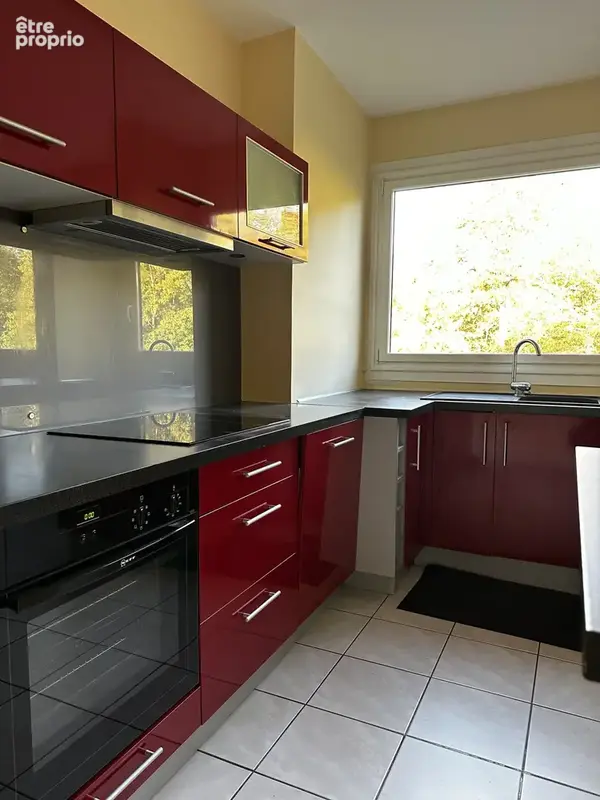 Appartement à VAUX-LE-PENIL