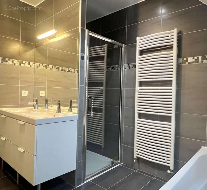 Maison à VIRY-CHATILLON