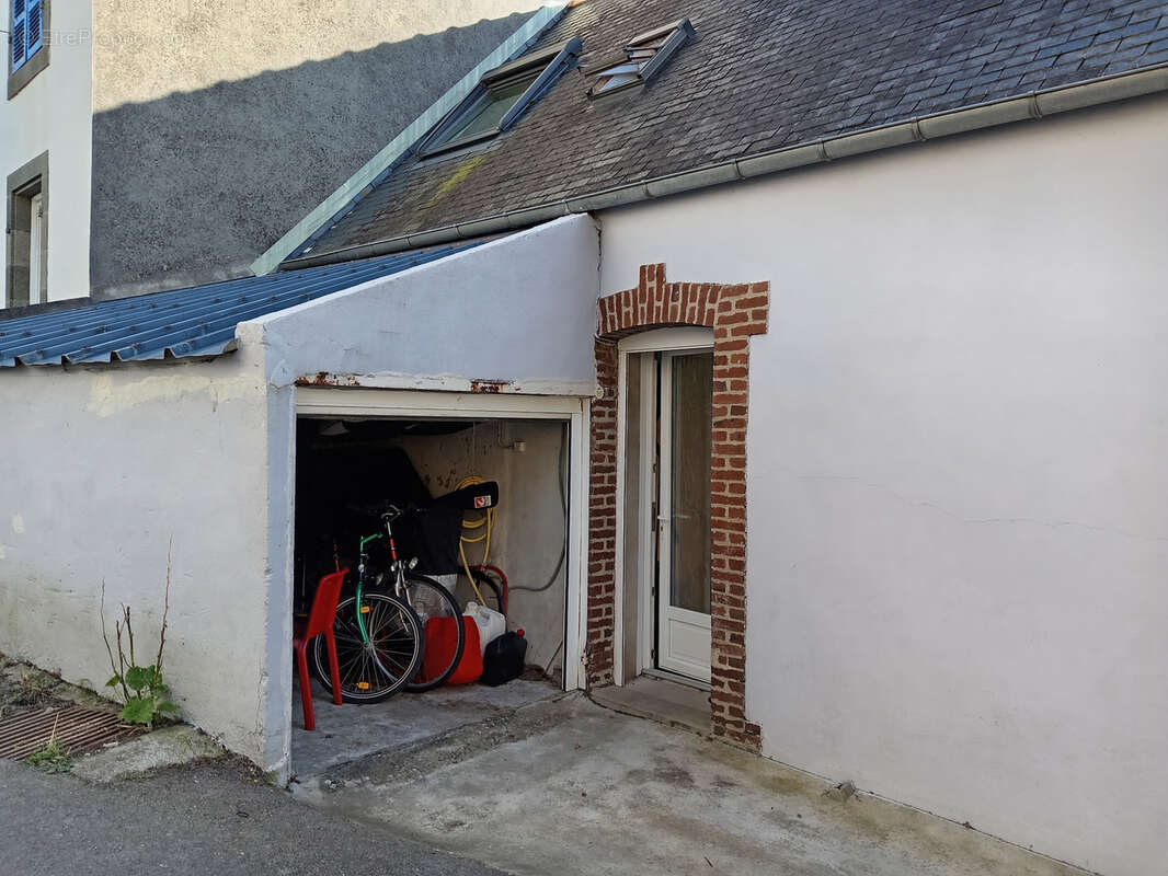 Maison à CAMARET-SUR-MER