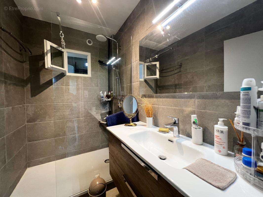 Appartement à FRANCHEVILLE