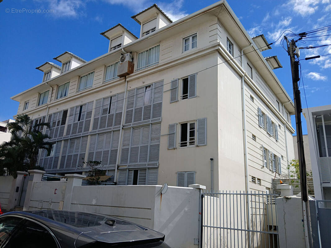 Appartement à SAINT-DENIS