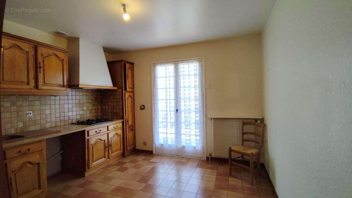 Maison à TERRASSON-LAVILLEDIEU