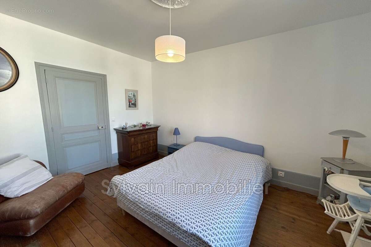 Maison 169 m² à Milly-Sur-Therain  - photo 5