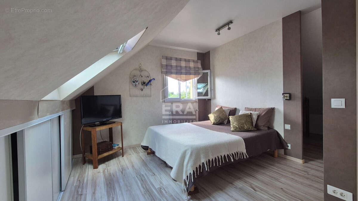 Maison à GRISY-SUISNES