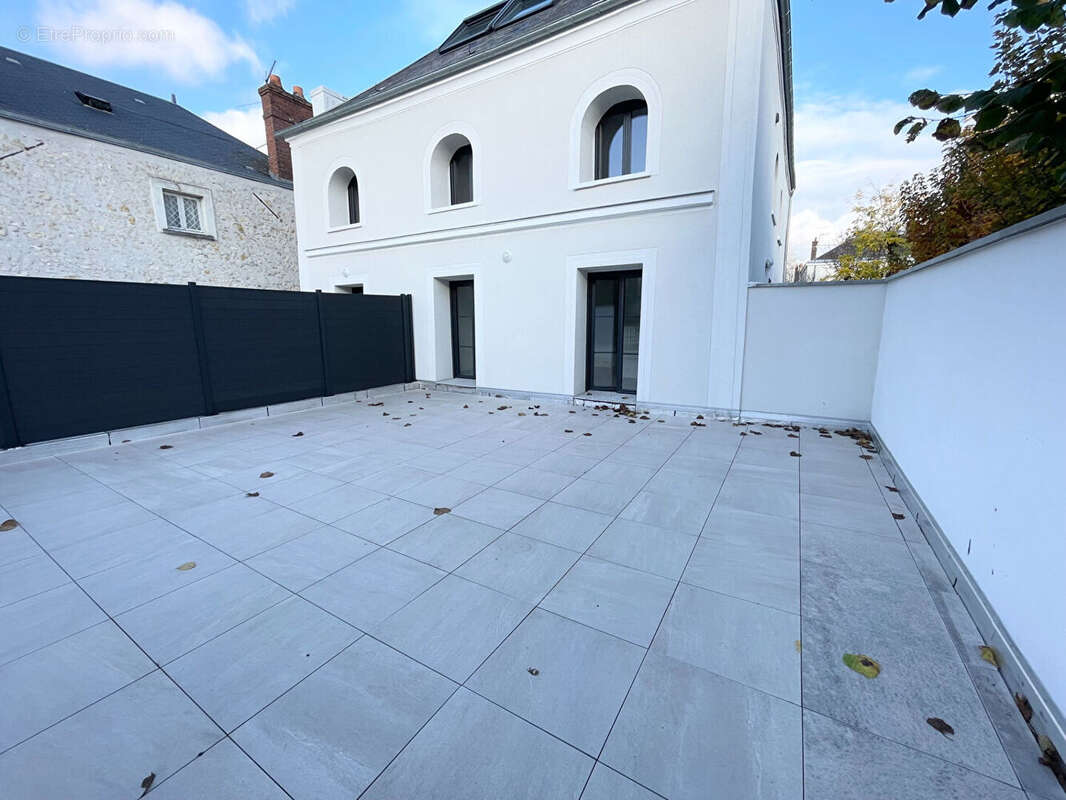 Appartement  Neuf  a Etampes 2 pièce(s) 34 m2 et terrasse - photo 2