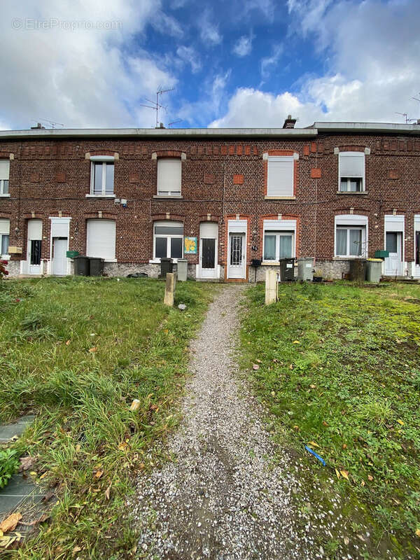 Maison à RECQUIGNIES