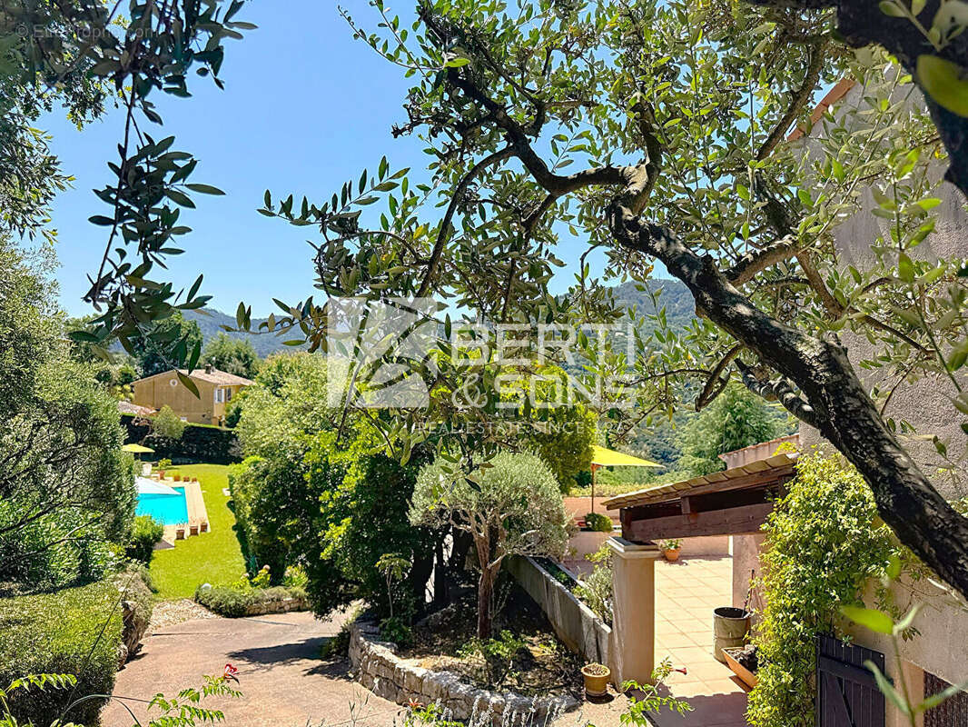 Maison à LES ADRETS-DE-L'ESTEREL