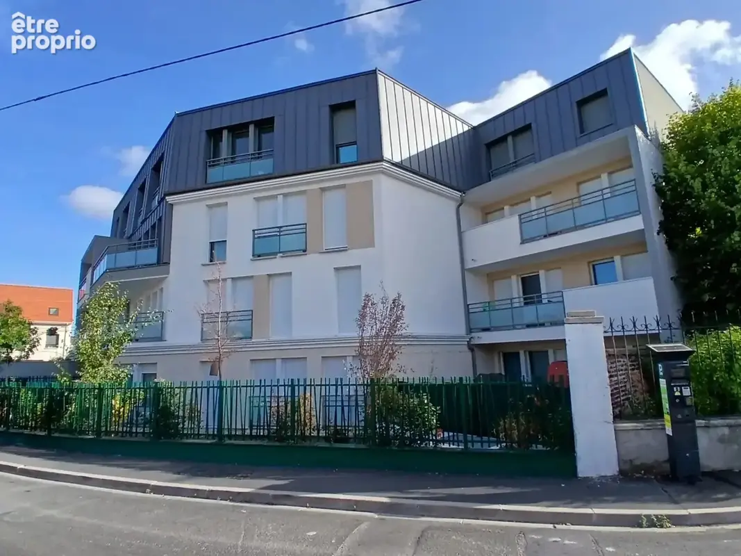 Appartement à HOUILLES