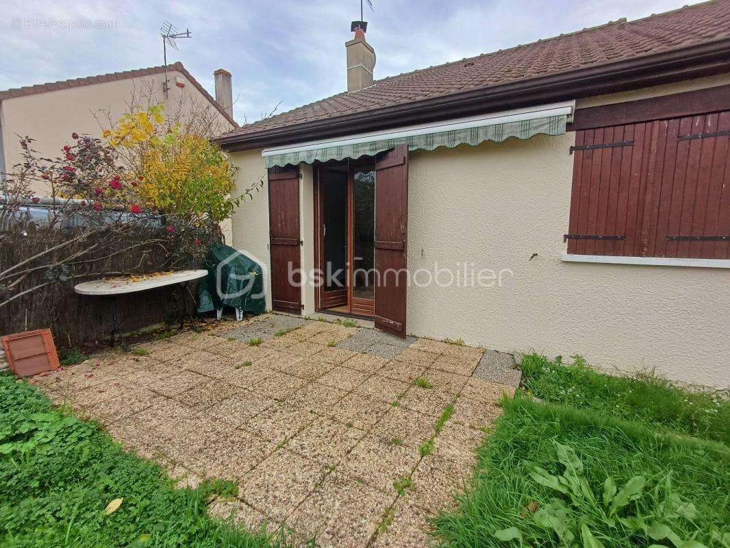 Maison à CHATELLERAULT