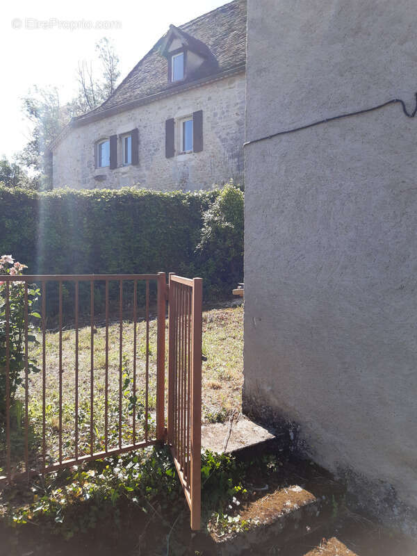 Maison à ARCAMBAL