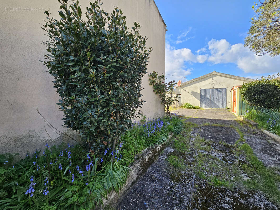 Maison à SAINT-MICHEL-EN-L'HERM