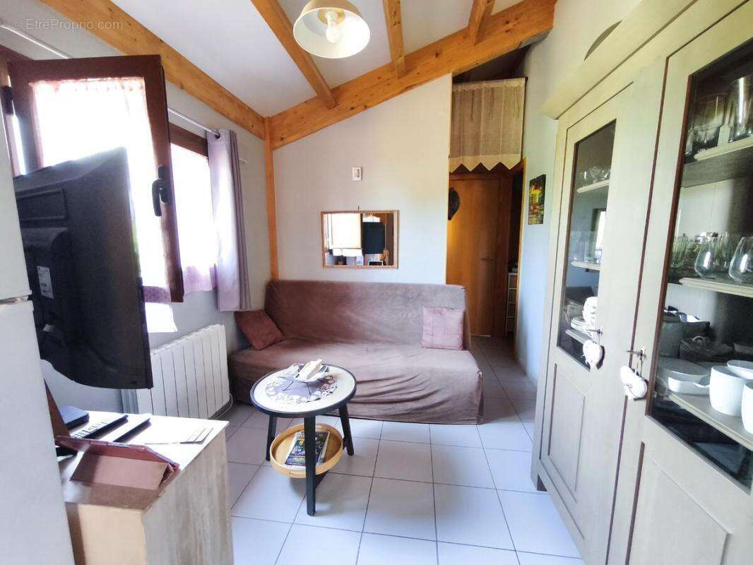 Maison 44 m² à Marzan  - photo 7