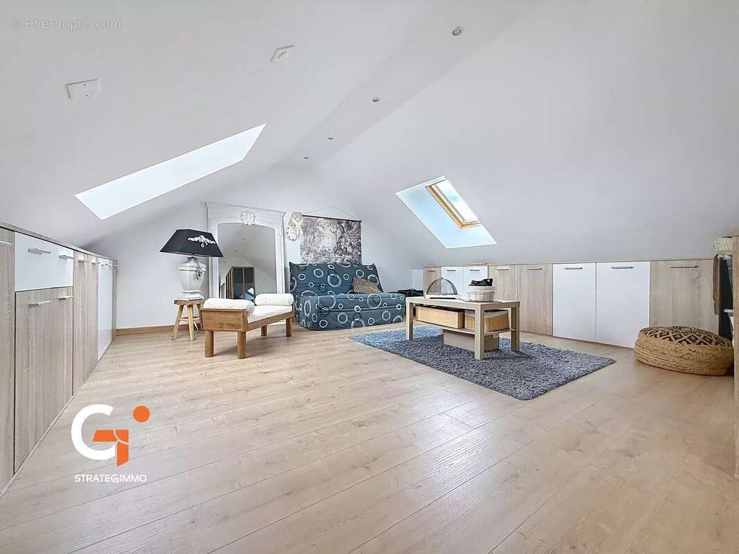 Maison à SAINT-PIERRE-DU-VAUVRAY