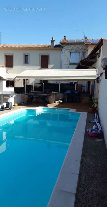 Maison à PONT-DU-CHATEAU