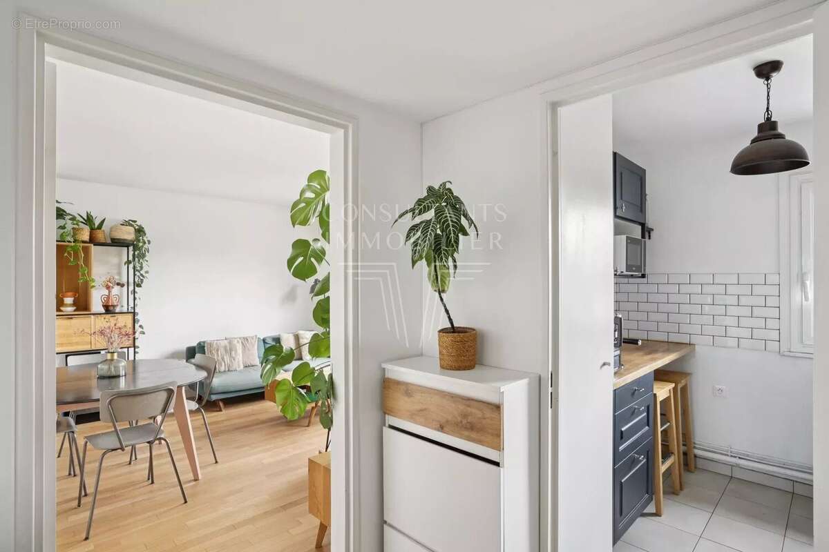 Appartement à PARIS-15E