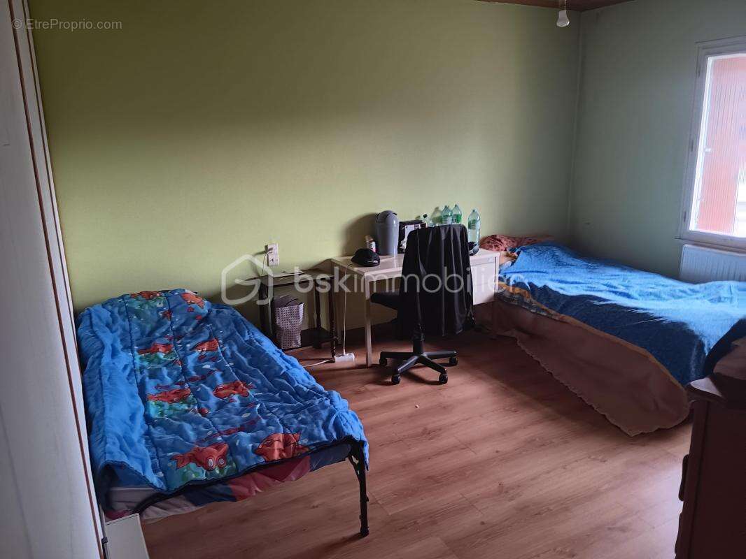 Maison à CHEF-BOUTONNE