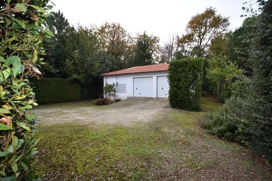 Maison à SAINT-GEORGES-DE-DIDONNE