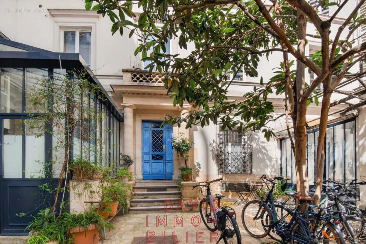 Appartement à PARIS-9E