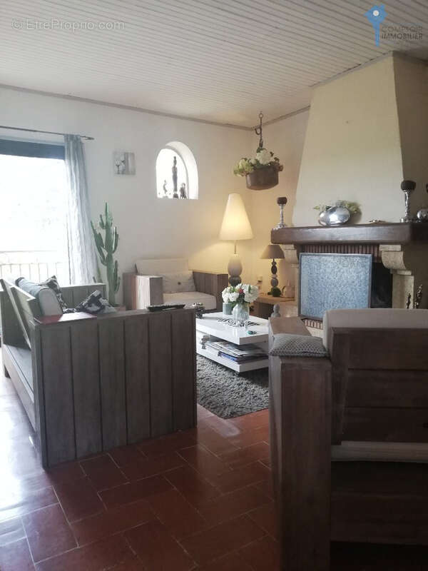 Maison à LAROQUE
