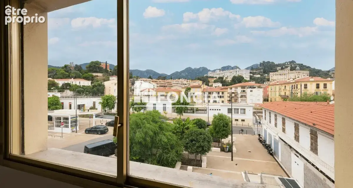 MENTON CENTRE-VILLE – GARE - Grand 2 Pièces de 62 m² – Poss. 3 Pièces - photo 3