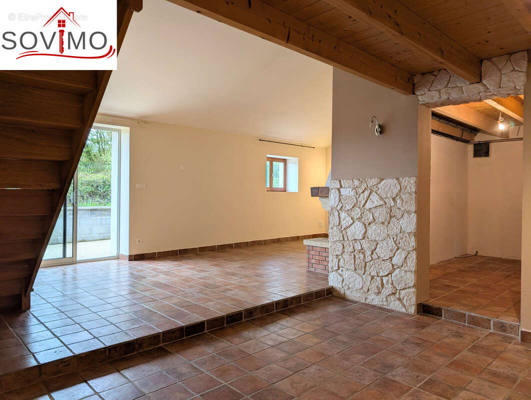 Maison à AVAILLES-LIMOUZINE