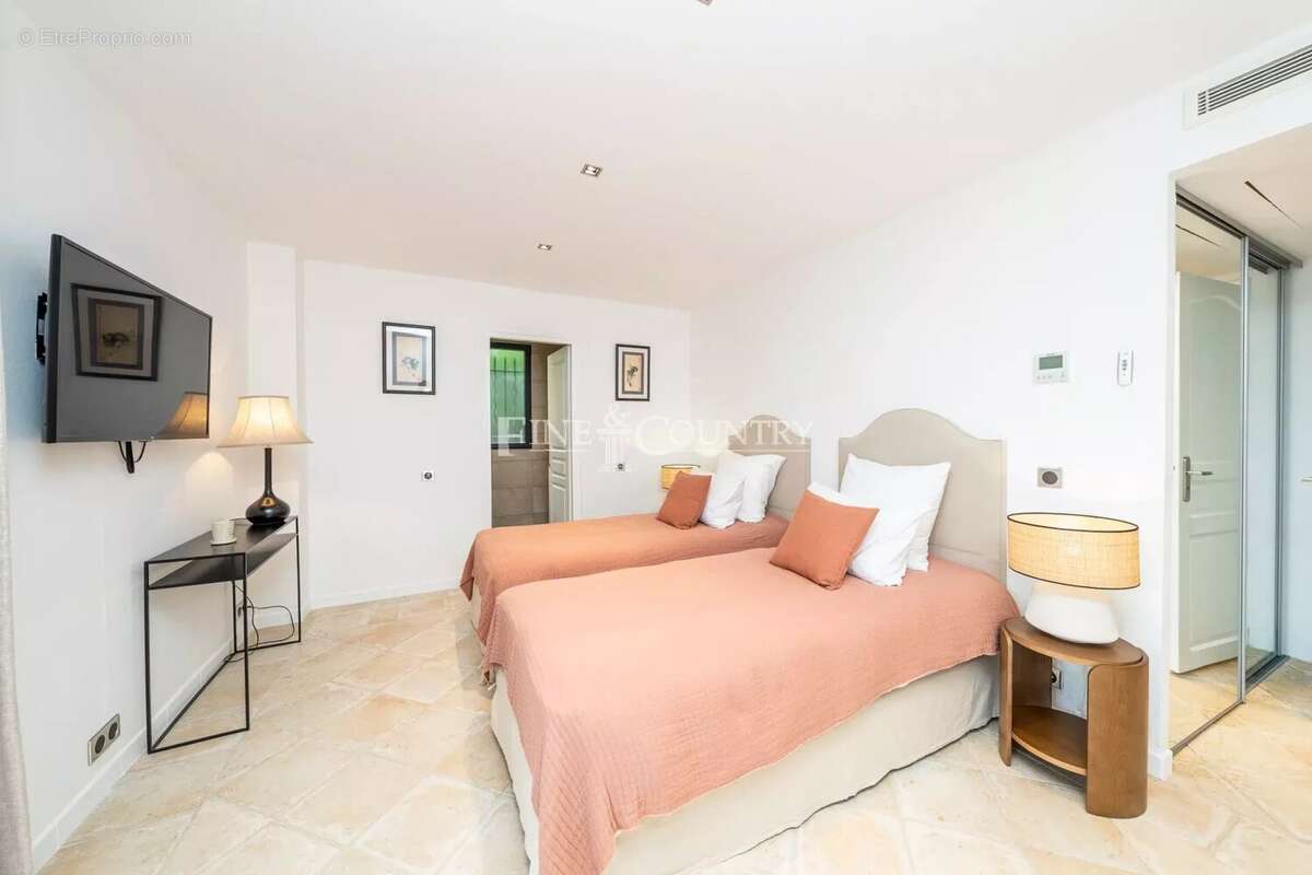 Maison à CANNES