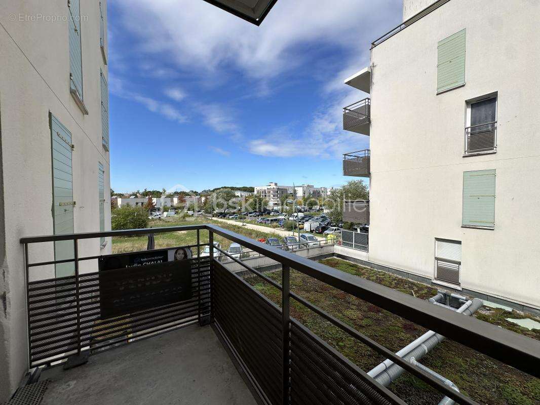 Appartement à FLEURY-MEROGIS