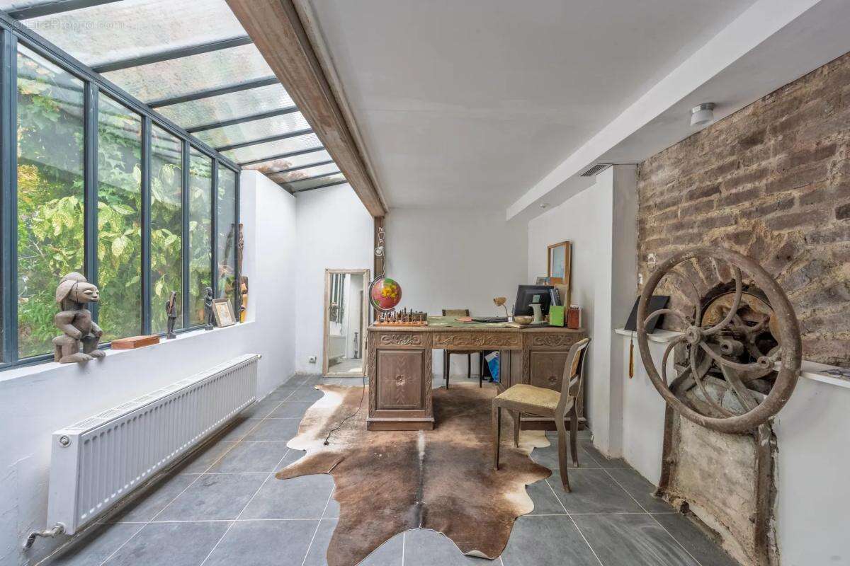 Maison de 5 pièces de 152 m² à Saint-Maur-des-Fossés - photo 11