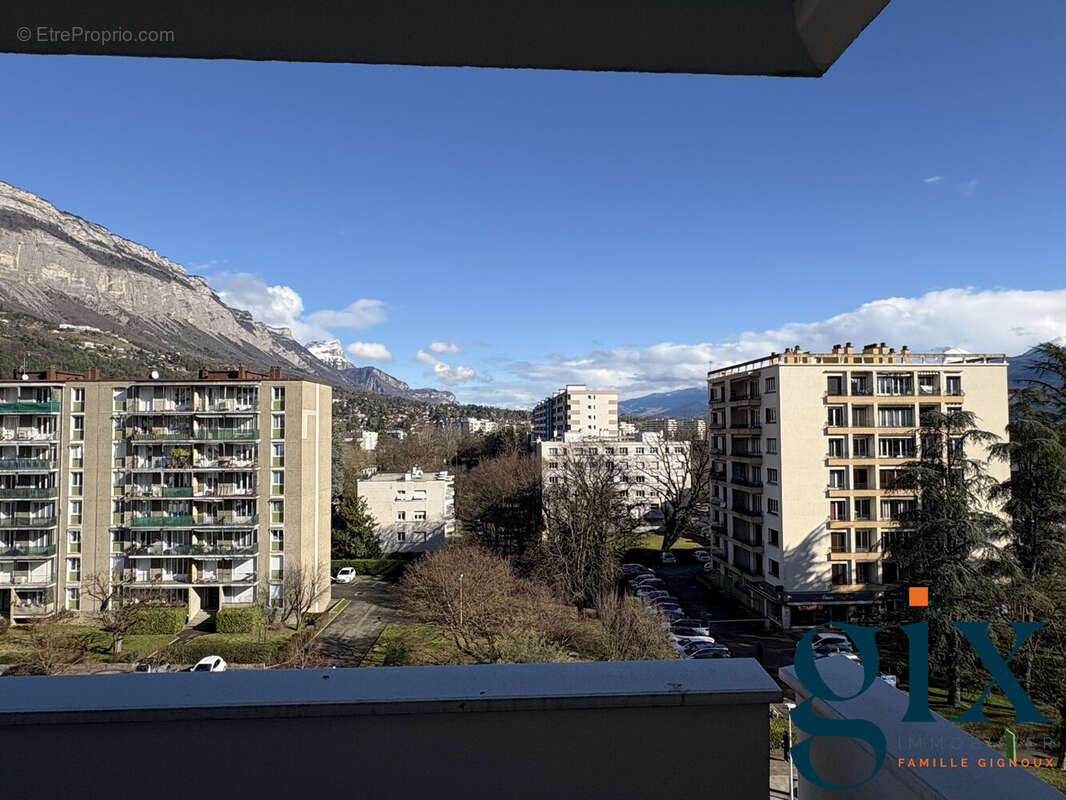 Appartement à MEYLAN