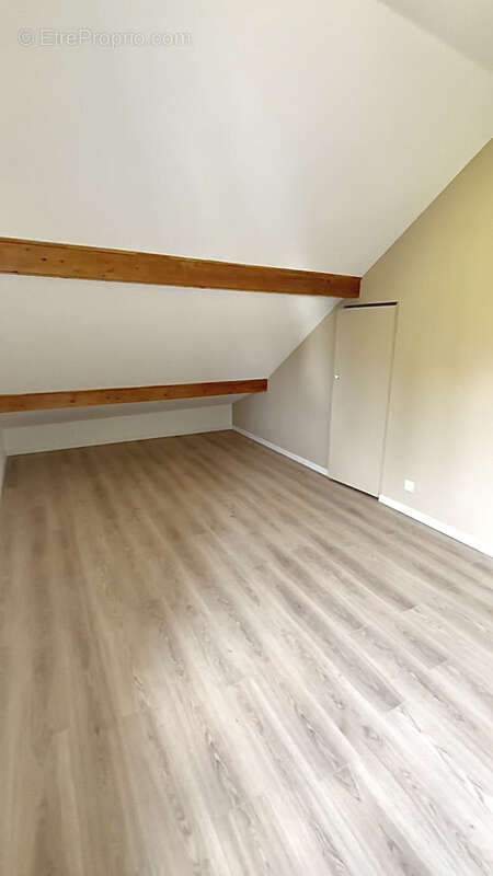 Appartement à CONTAMINE-SUR-ARVE