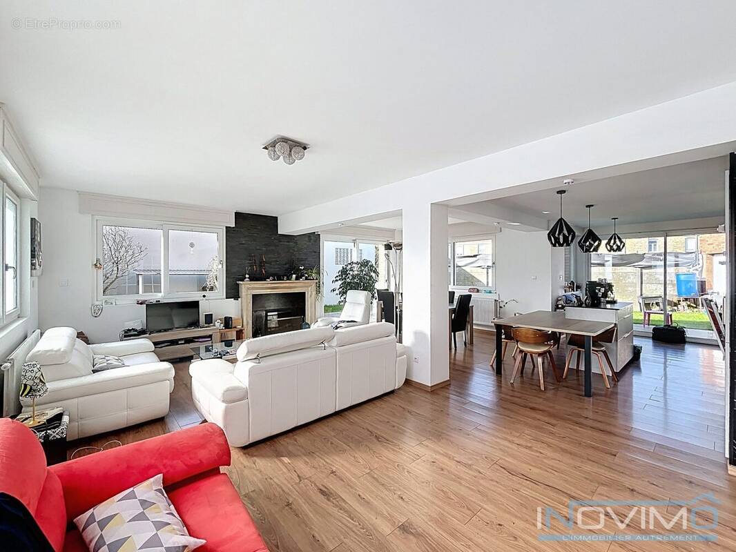 Maison à COUDEKERQUE-BRANCHE