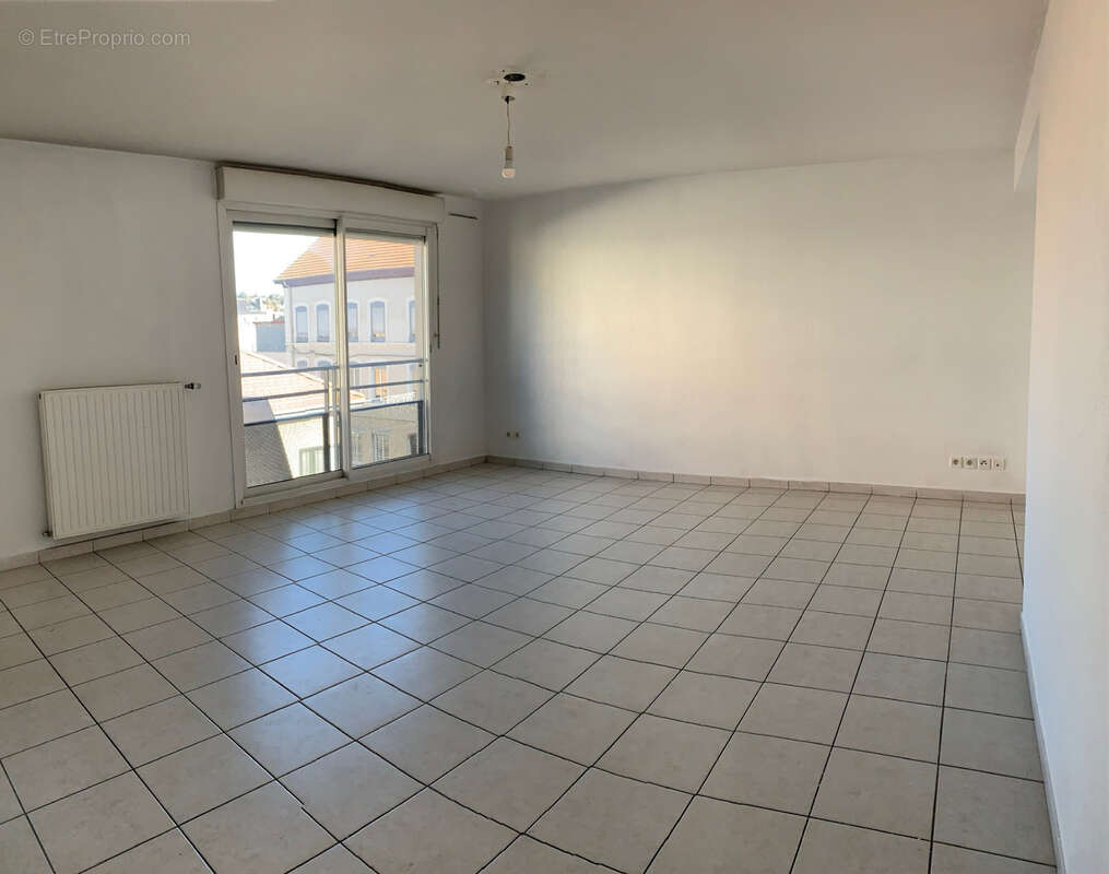 Appartement à BOURGOIN-JALLIEU