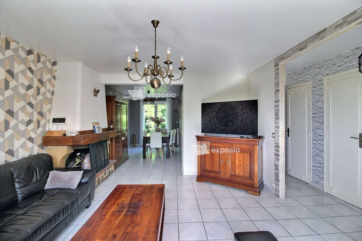 Maison à SOISY-SUR-SEINE