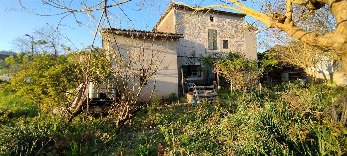 Maison à CLERMONT-DESSOUS