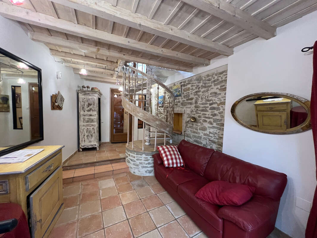 Maison à LA LIVINIERE