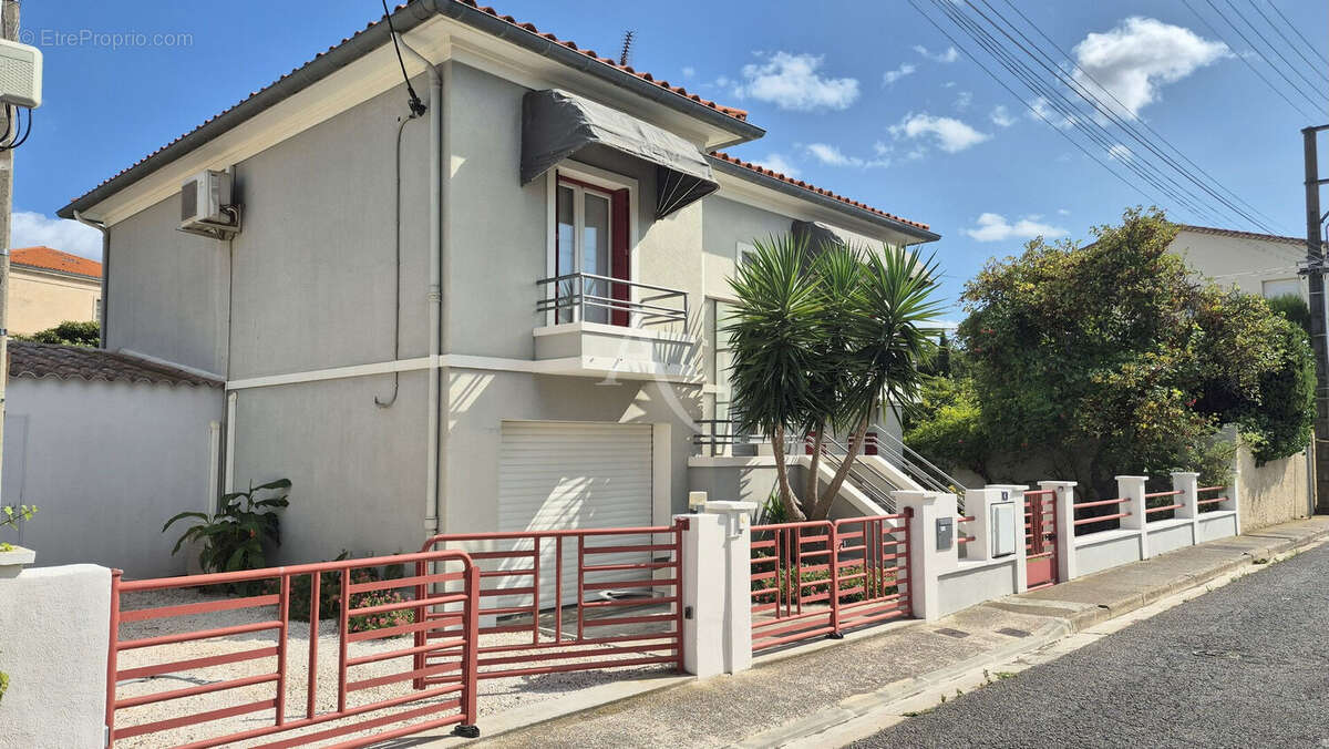 Maison à LEZIGNAN-CORBIERES