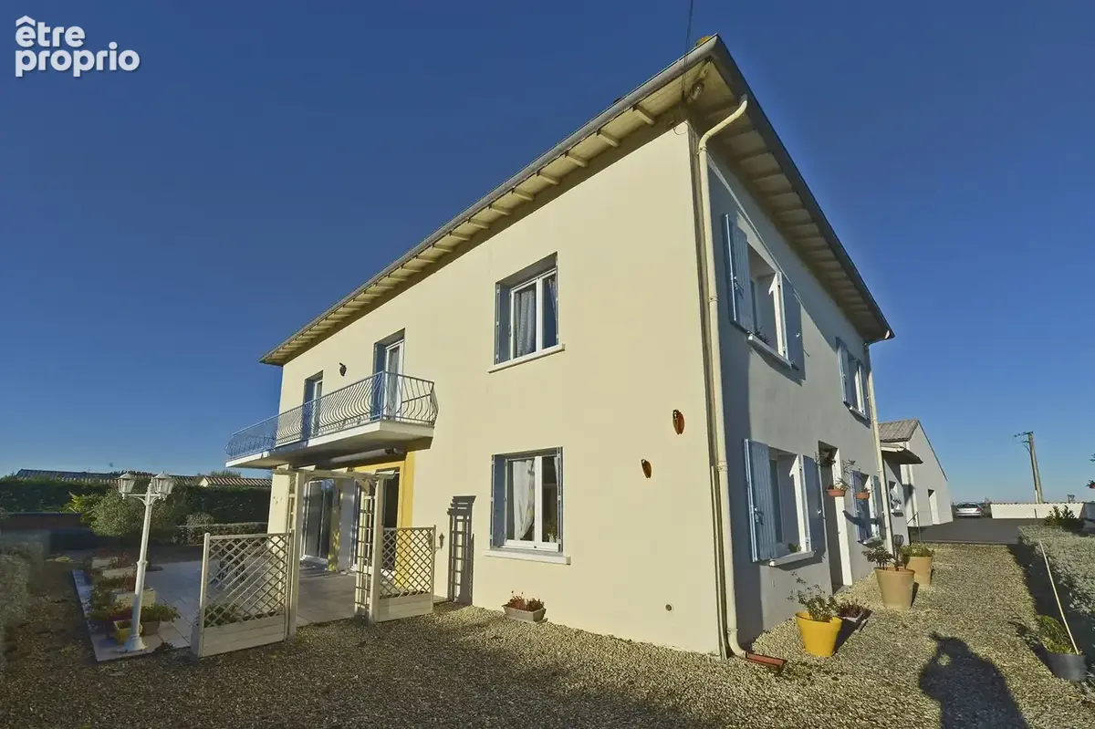 Maison à MEURSAC