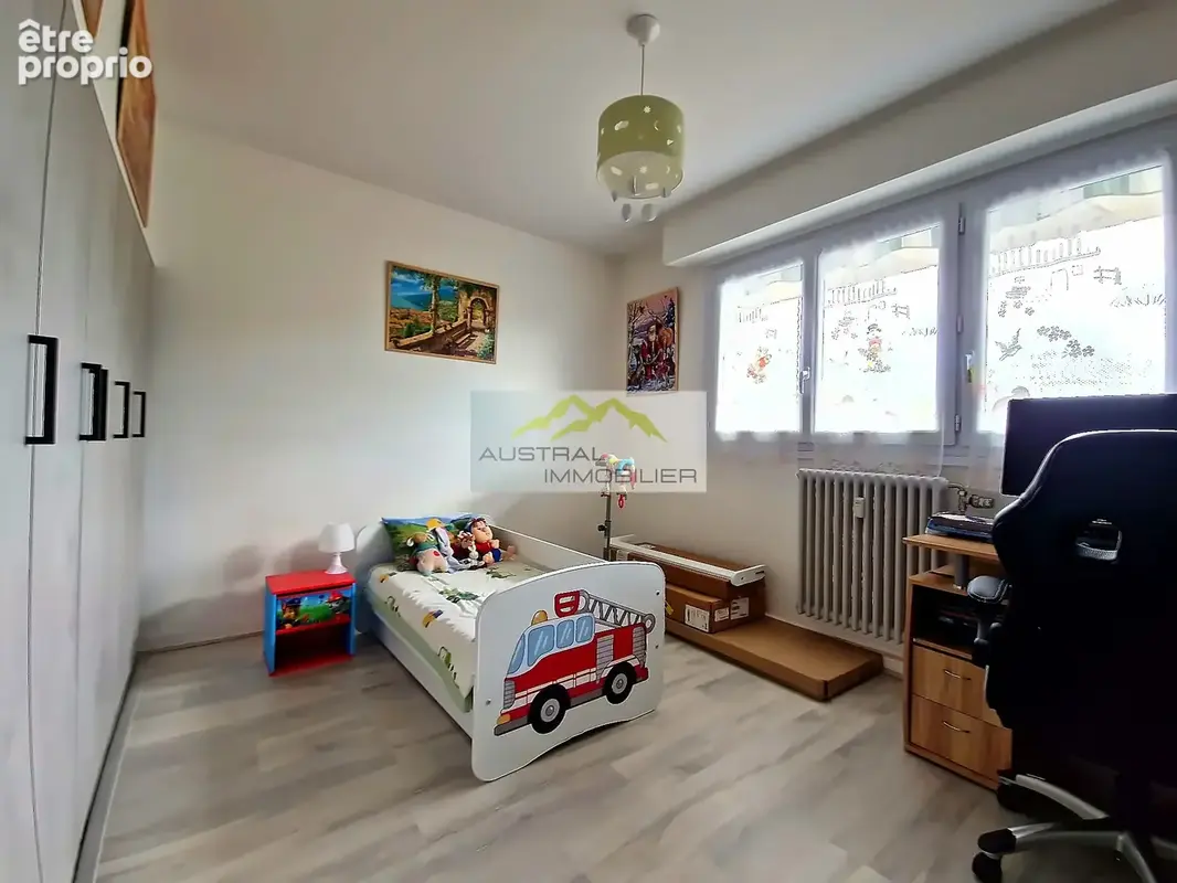 BASSENS - T3 rénové de 70 m2 + balcon/terrasse de 11 m2, prêt à vivre ! - photo 8
