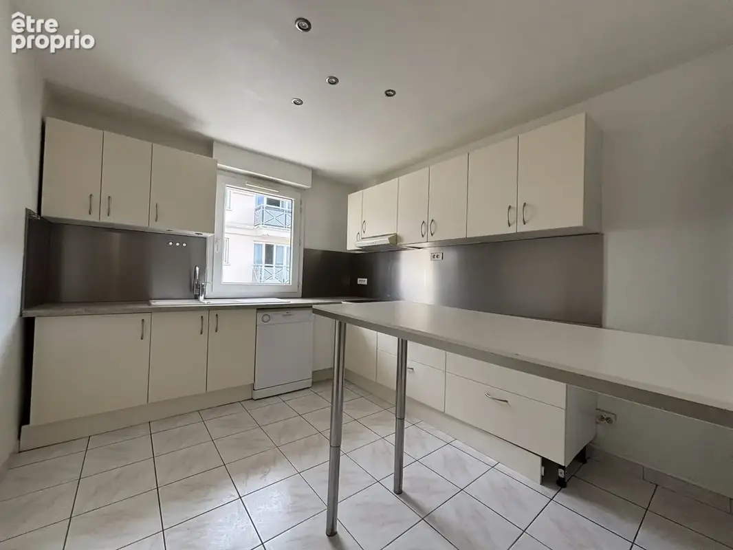 Appartement 4 pièces 72 m² à vendre à Bussy-Saint-Georges (77600) - photo 4