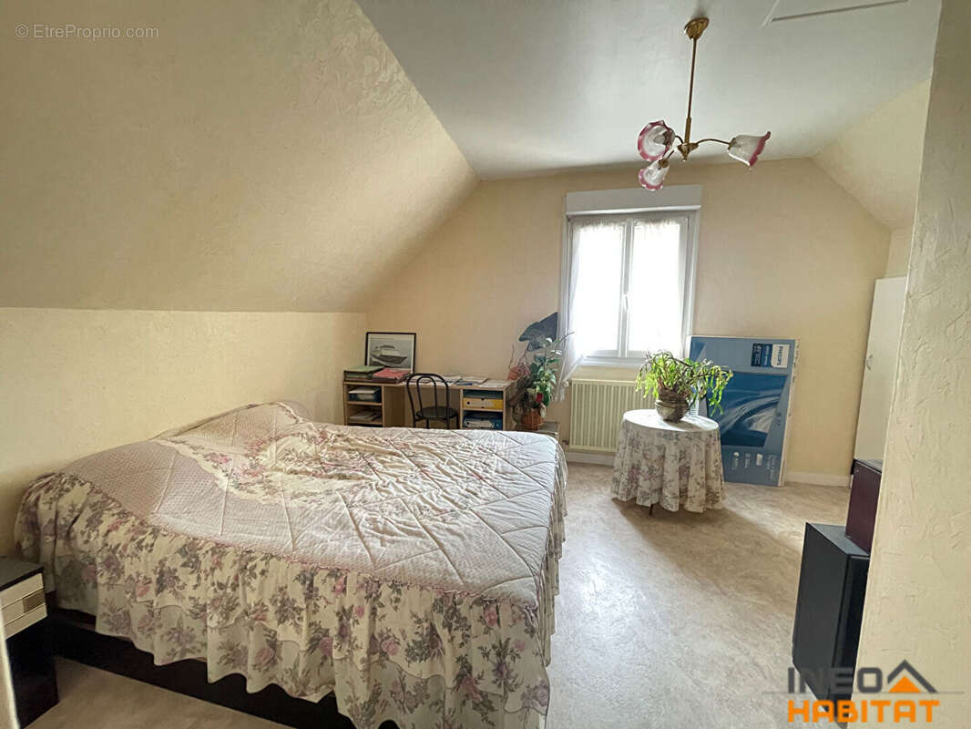 Maison à LA MEZIERE