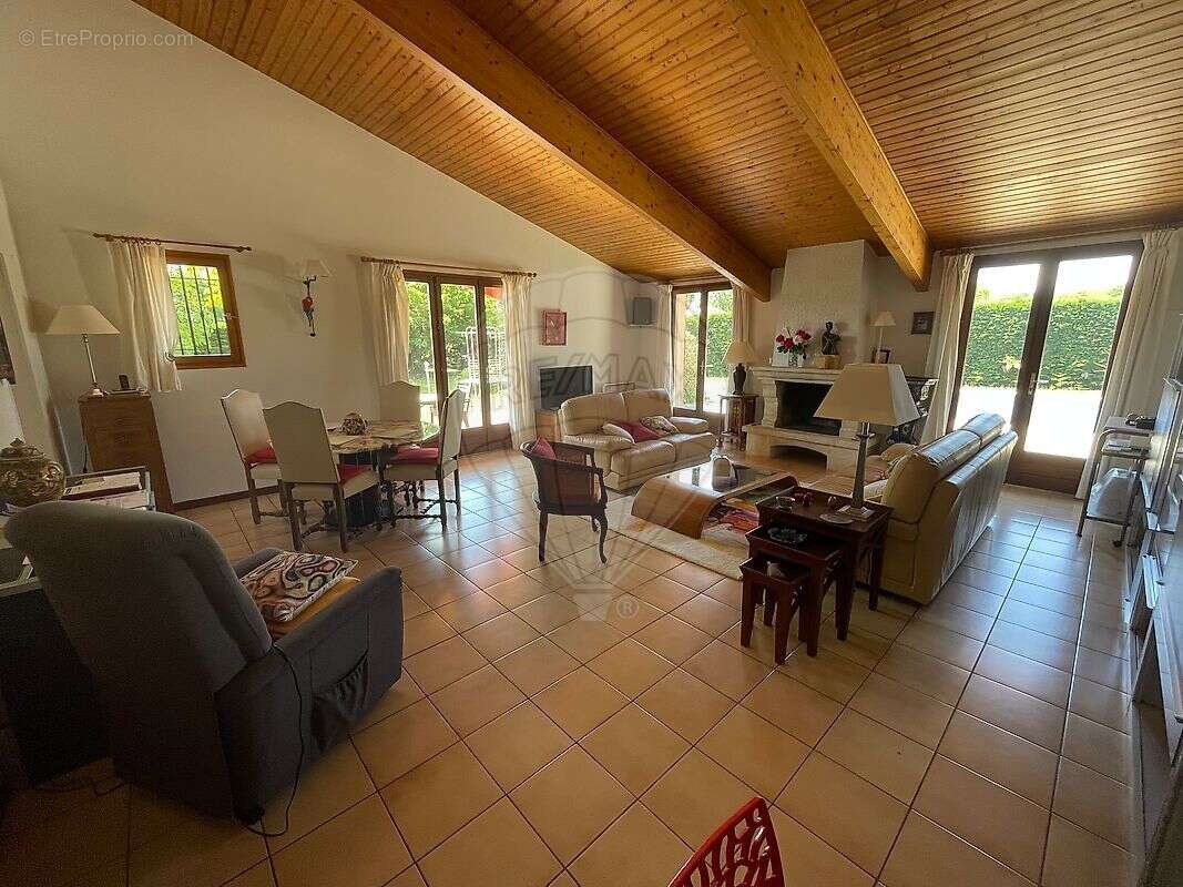 Maison à PESSAC